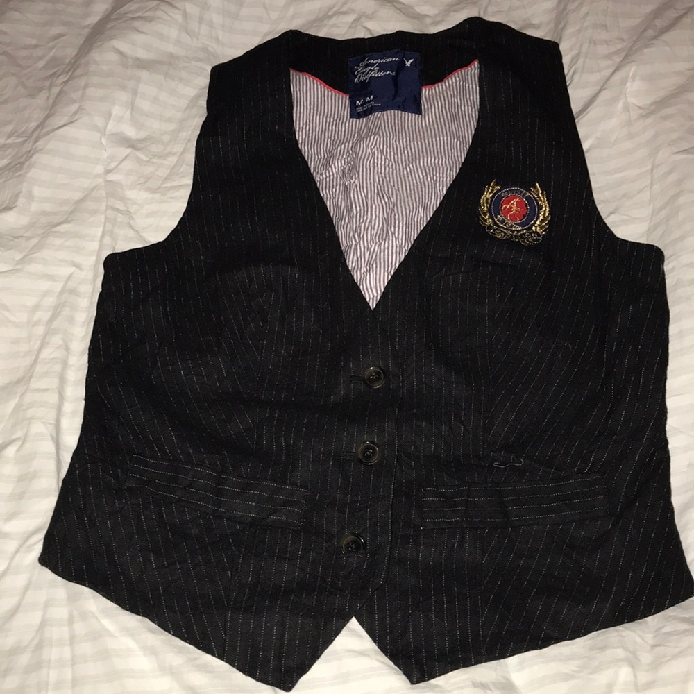 A striped black and white vest.